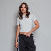 BLUSA AJUSTADA CORTA MANGA CORTA ARKA