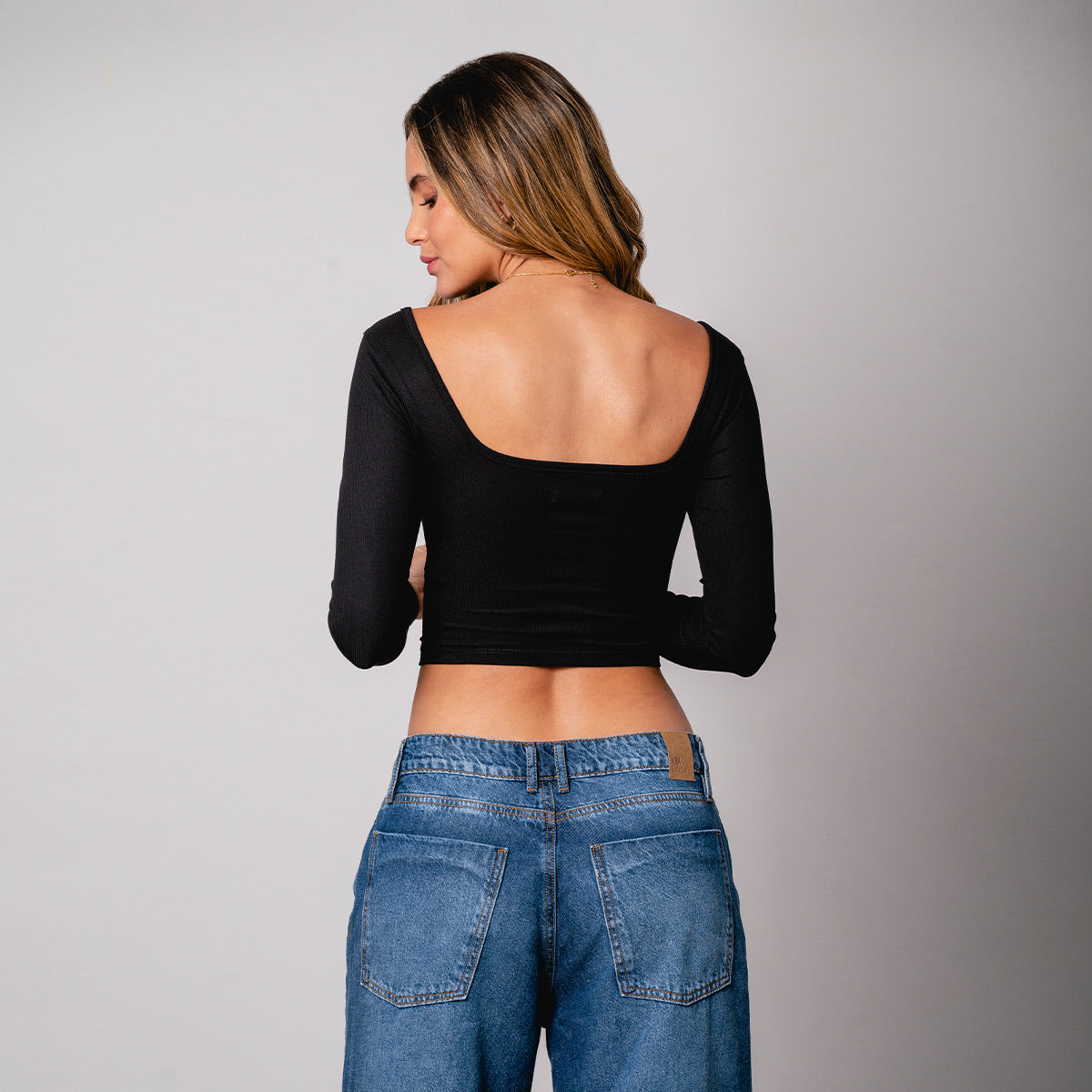BLUSA AJUSTADA CORTA MANGA LARGA OSSA