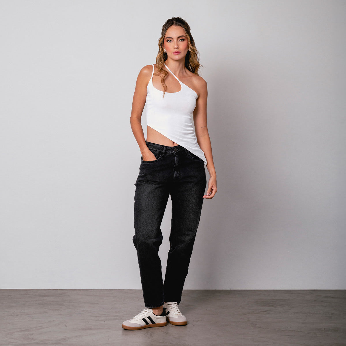 BLUSA AJUSTADA LARGA TIRAS TADA