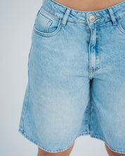 BERMUDA TALLE MEDIO KICA