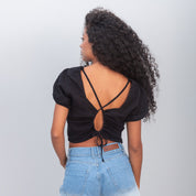 BLUSA AJUSTADA CORTA NIVELES