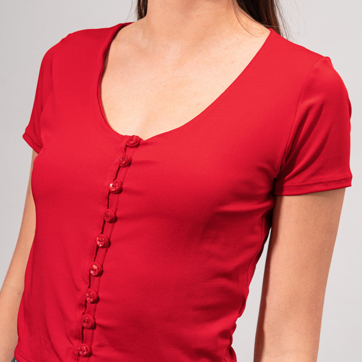 BLUSA AJUSTADA CORTA MANGA CORTA NACA