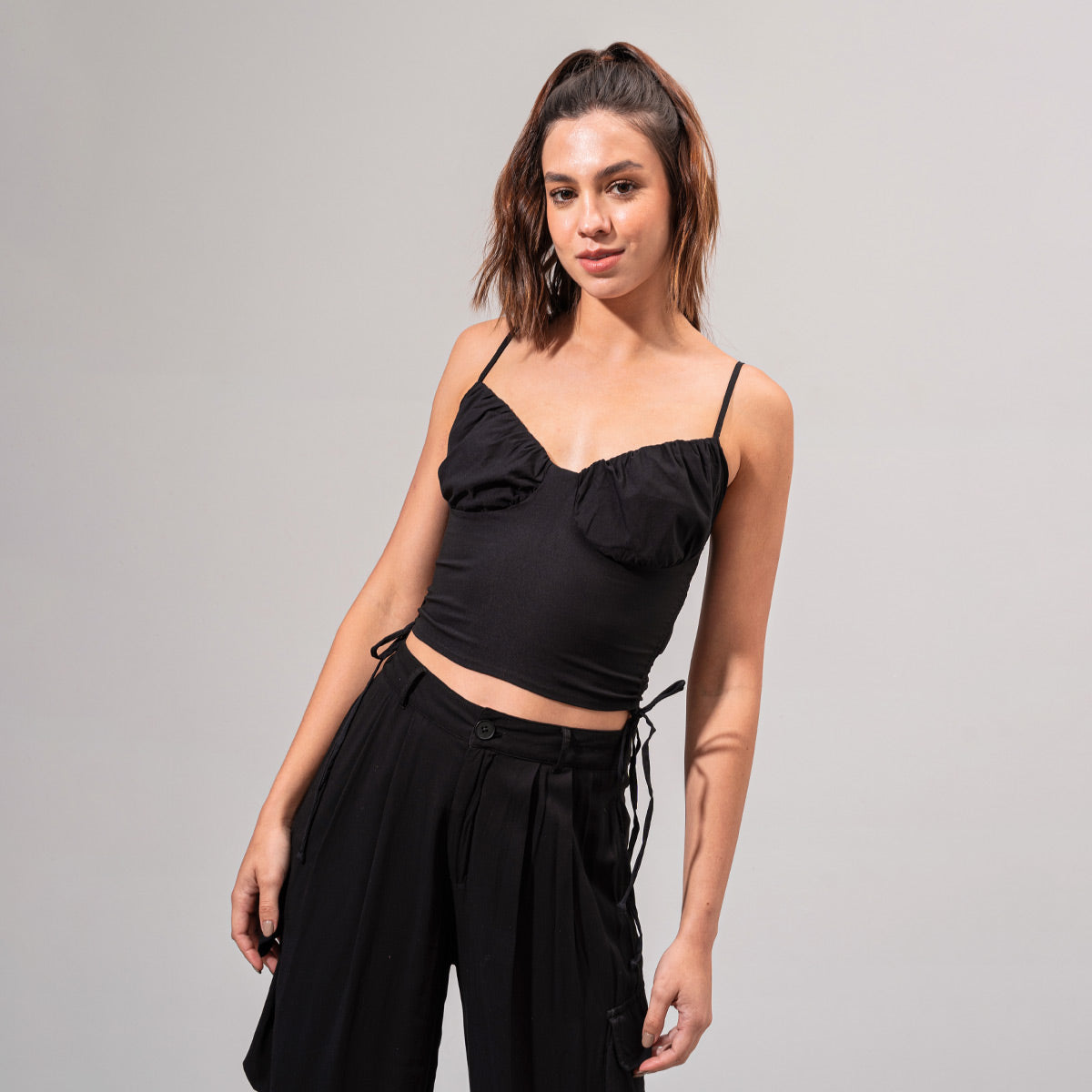 BLUSA AJUSTADA CORTA TIRAS BRUL