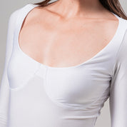 BLUSA AJUSTADA CORTA MANGA LARGA MANCHA