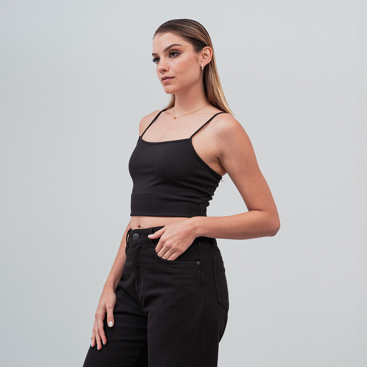 BLUSA AJUSTADA CORTA TIRAS ROCHU