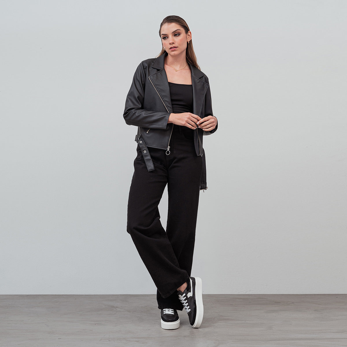 BLUSA AJUSTADA CORTA TIRAS ROCHU