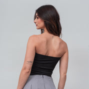 BLUSA AJUSTADA CORTA STRAPLESS TENGE