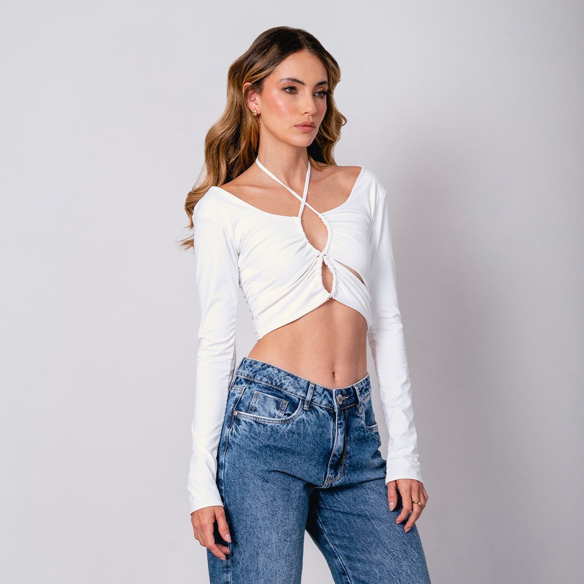 BLUSA AJUSTADA CORTA MANGA LARGA SERMI