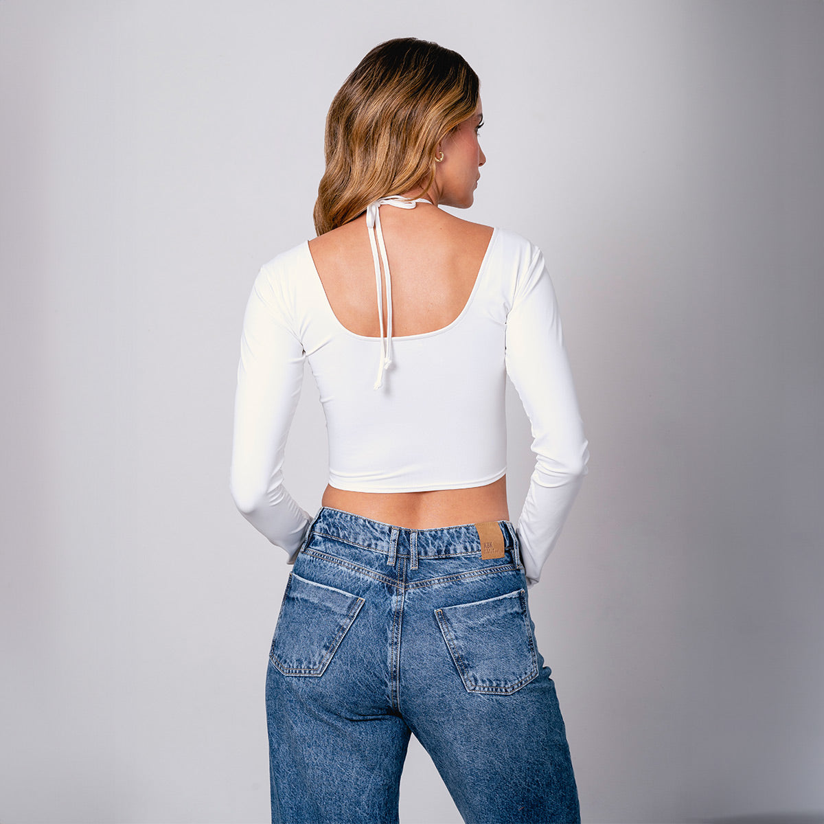 BLUSA AJUSTADA CORTA MANGA LARGA SERMI