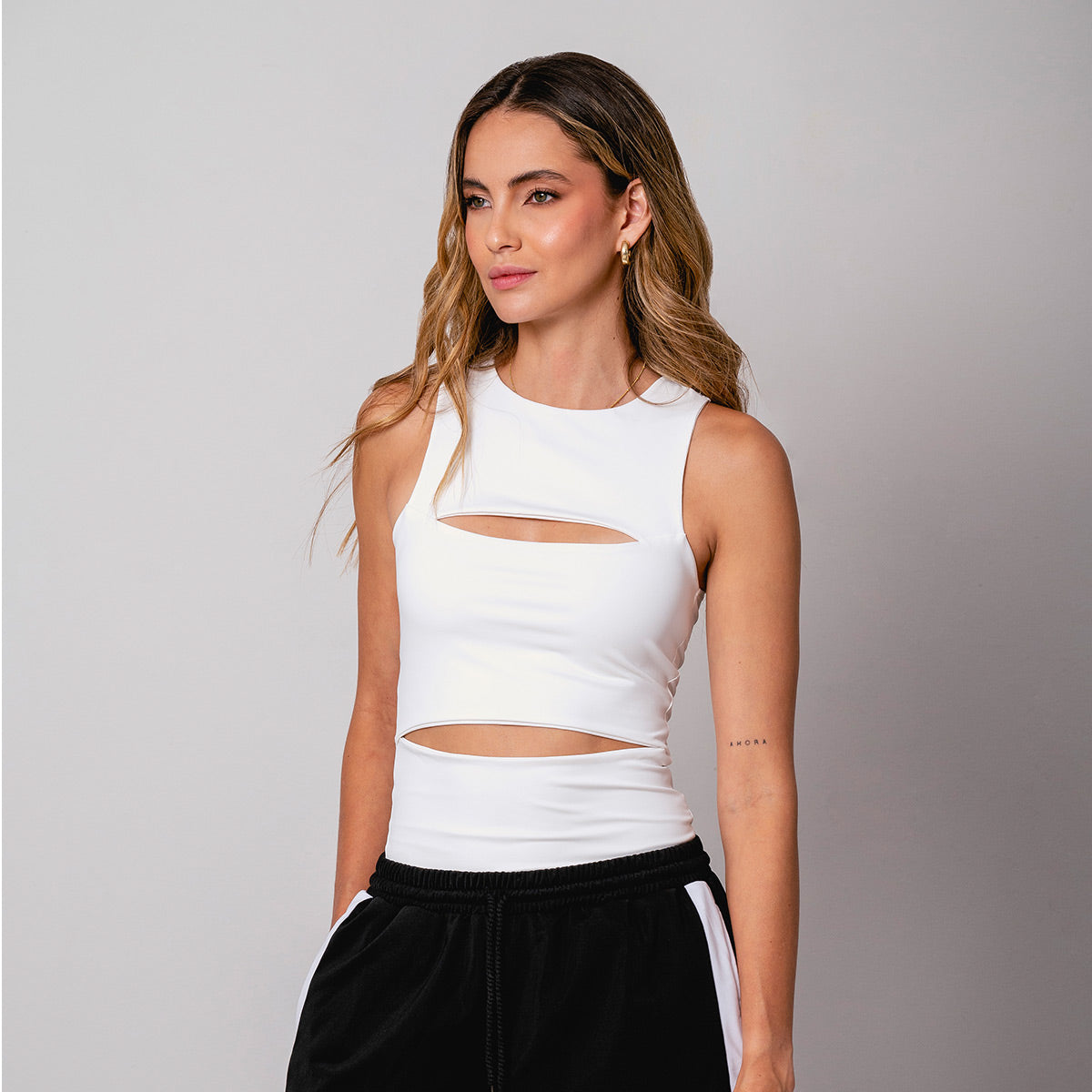 BLUSA AJUSTADA CORTA MANGA SISA ALORS