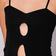 BLUSA AJUSTADA CORTA TIRAS BOTO