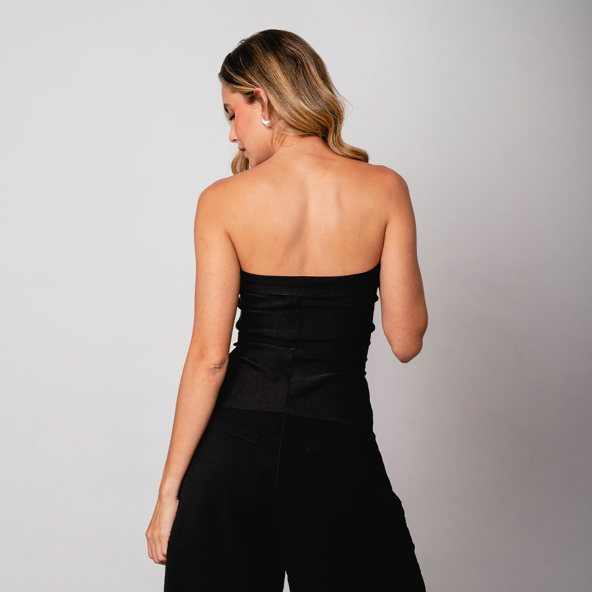 BLUSA AJUSTADA LARGA STRAPLESS GRUFO