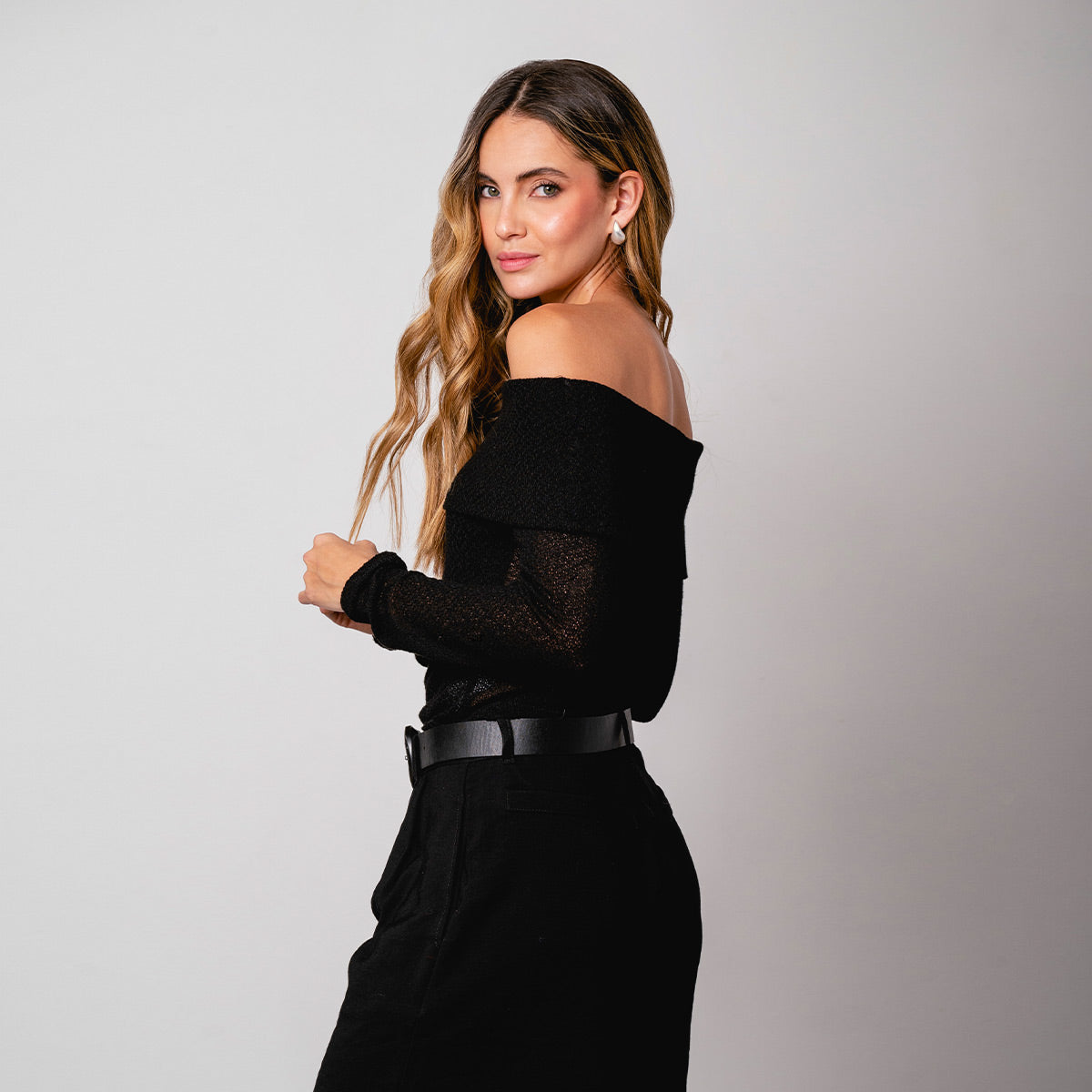 BLUSA AJUSTADA LARGA MANGA LARGA SURSI