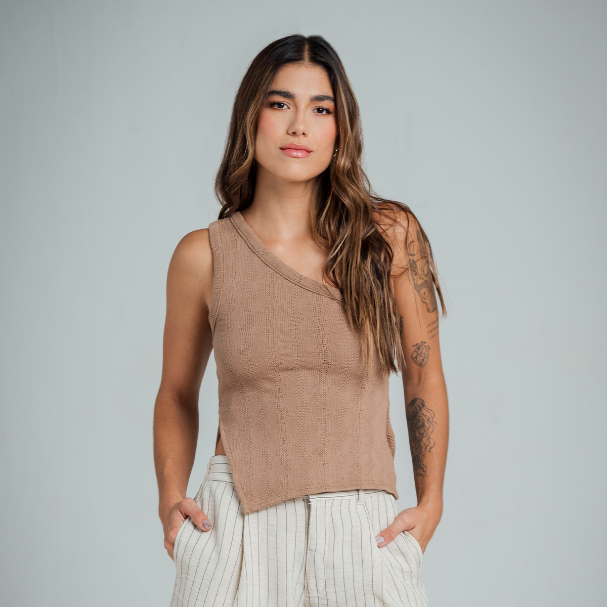 BLUSA AJUSTADA LARGA MANGA SISA NASGA