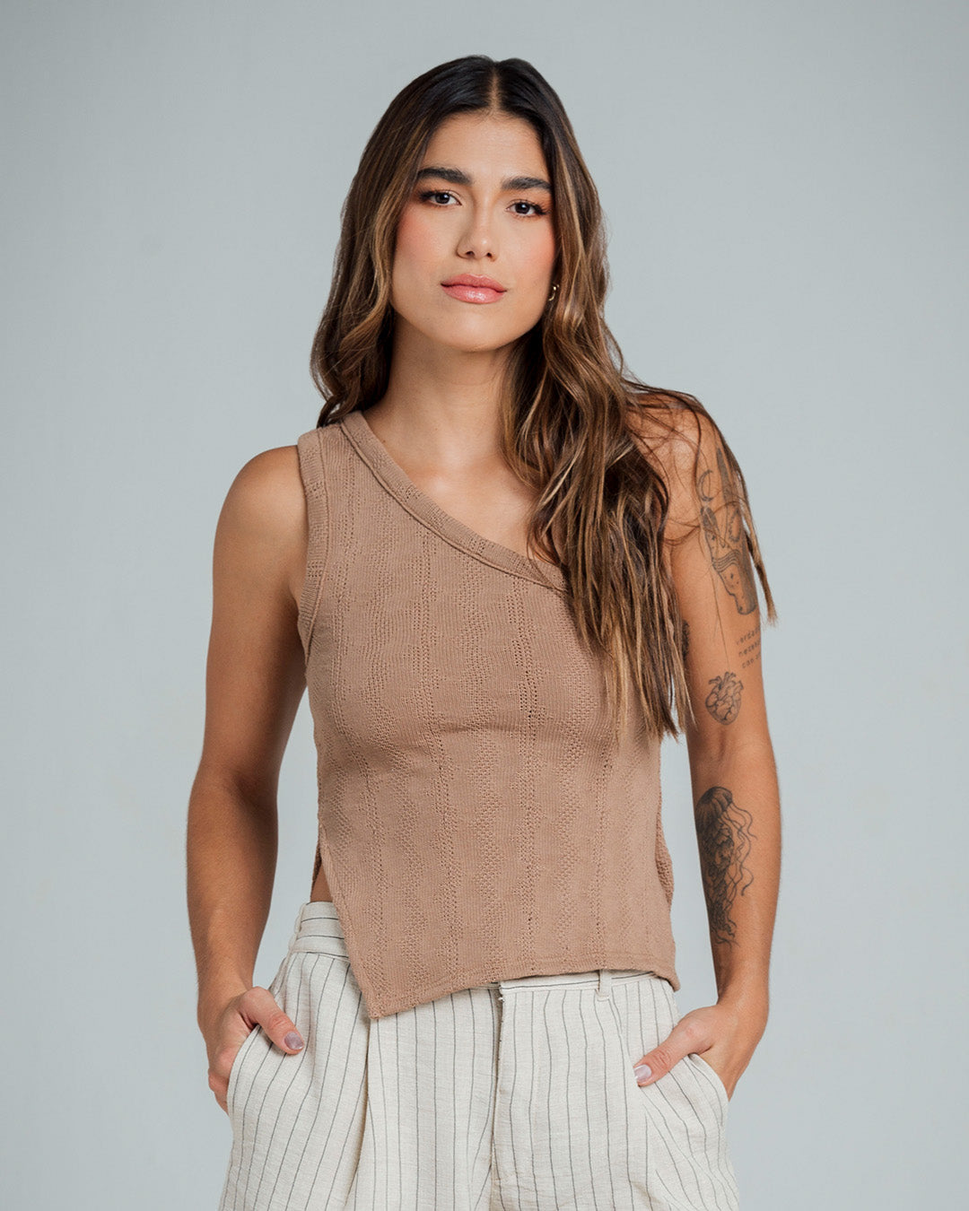 BLUSA AJUSTADA LARGA MANGA SISA NASGA