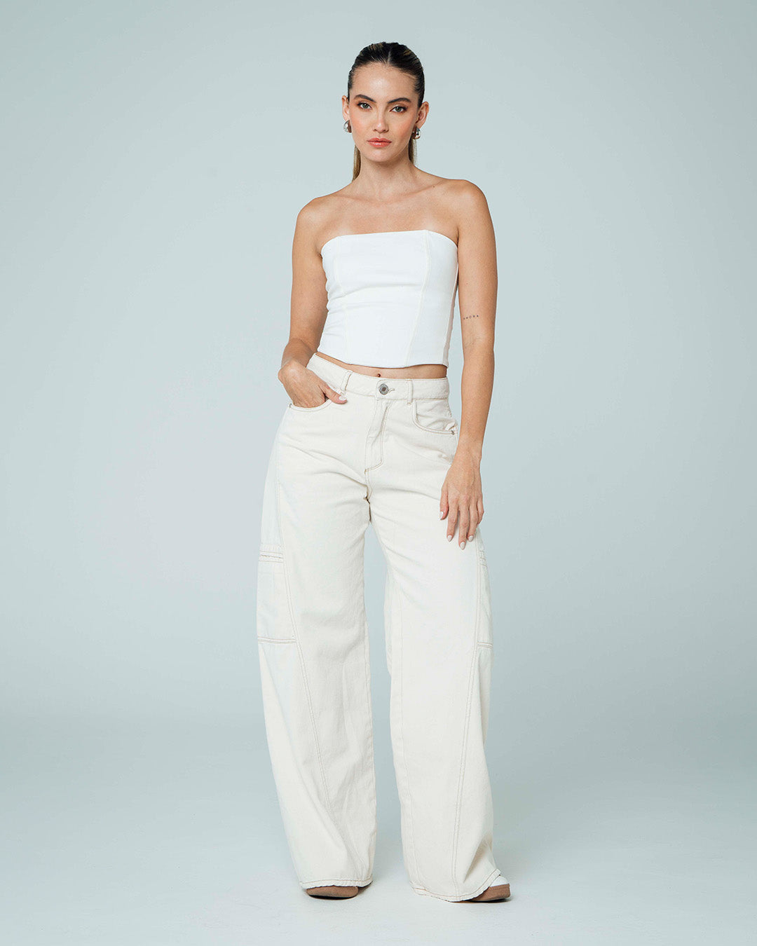 BLUSA AJUSTADA LARGO MEDIO STRAPLESS NAR