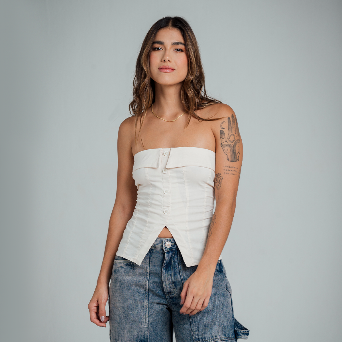 BLUSA AJUSTADA LARGO MEDIO STRAPLESS BLO