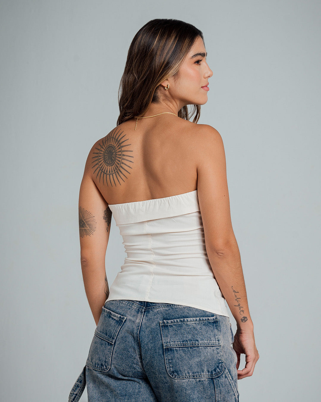 BLUSA AJUSTADA LARGO MEDIO STRAPLESS BLO