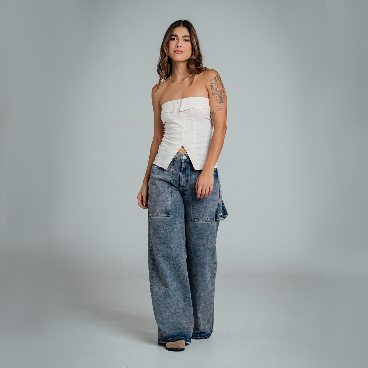 BLUSA AJUSTADA LARGO MEDIO STRAPLESS BLO