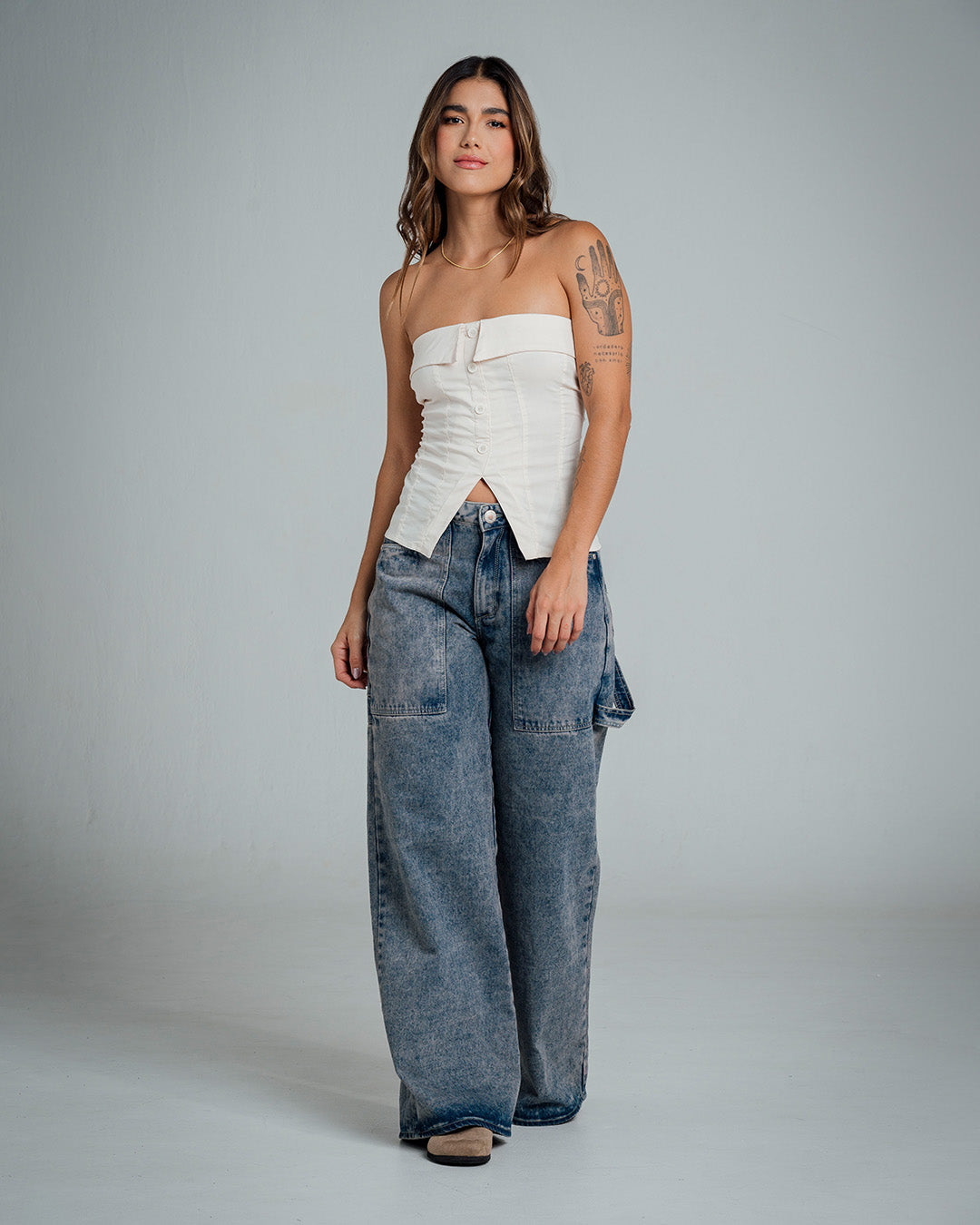 BLUSA AJUSTADA LARGO MEDIO STRAPLESS BLO