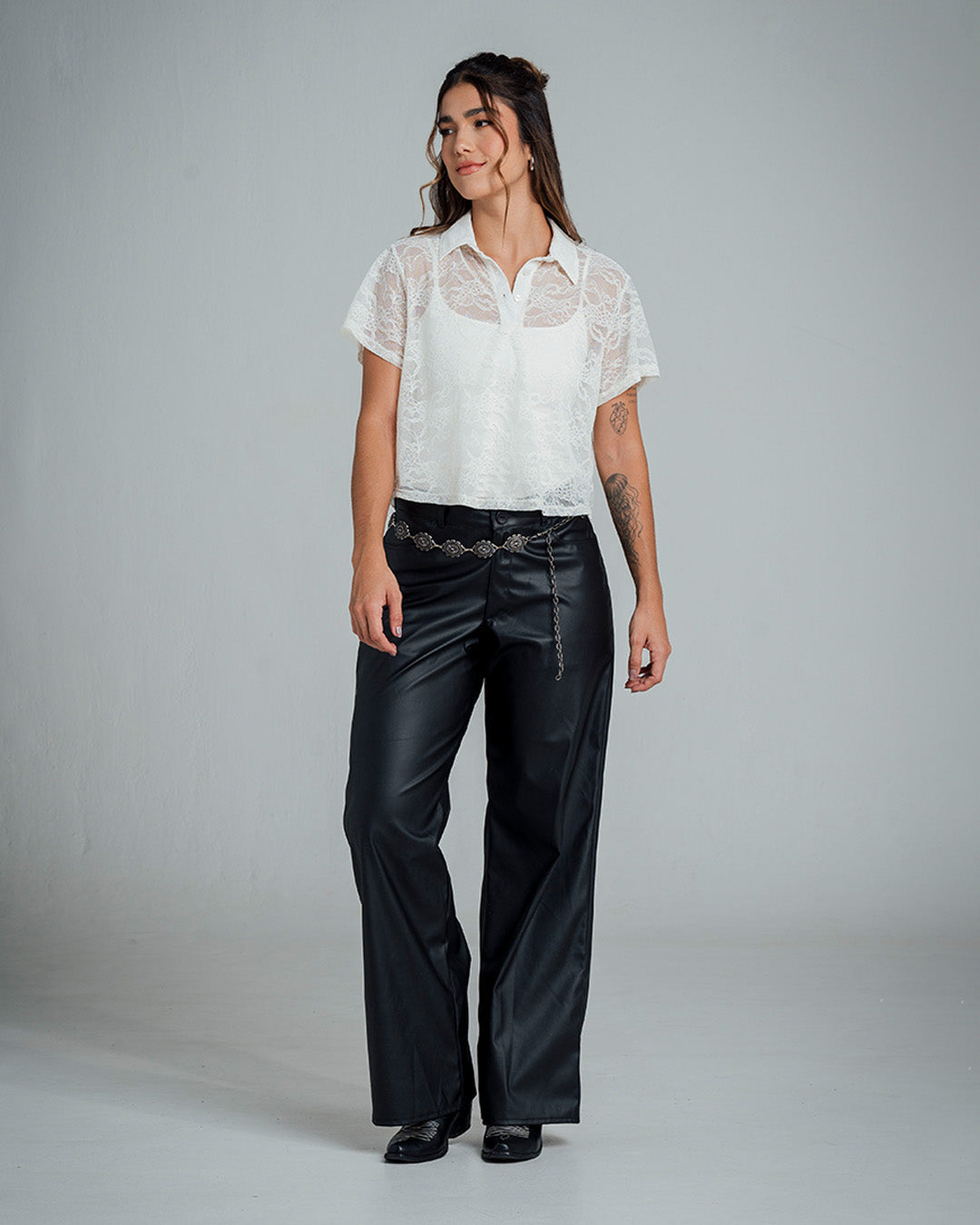 BLUSA SEMI AMPLIA MANGA CORTA TECRE