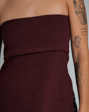 BLUSA AJUSTADA LARGO MEDIO STRAPLESS KLO