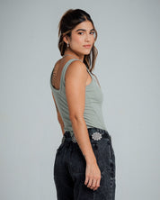 BLUSA AJUSTADA LARGO MEDIO MANGA SISA RO