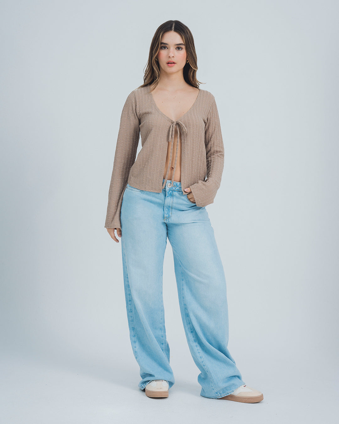 BLUSA SEMI AMPLIA MANGA LARGA RINTI