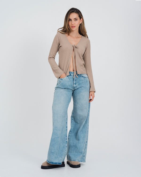 BLUSA SEMI AMPLIA MANGA LARGA RINTI