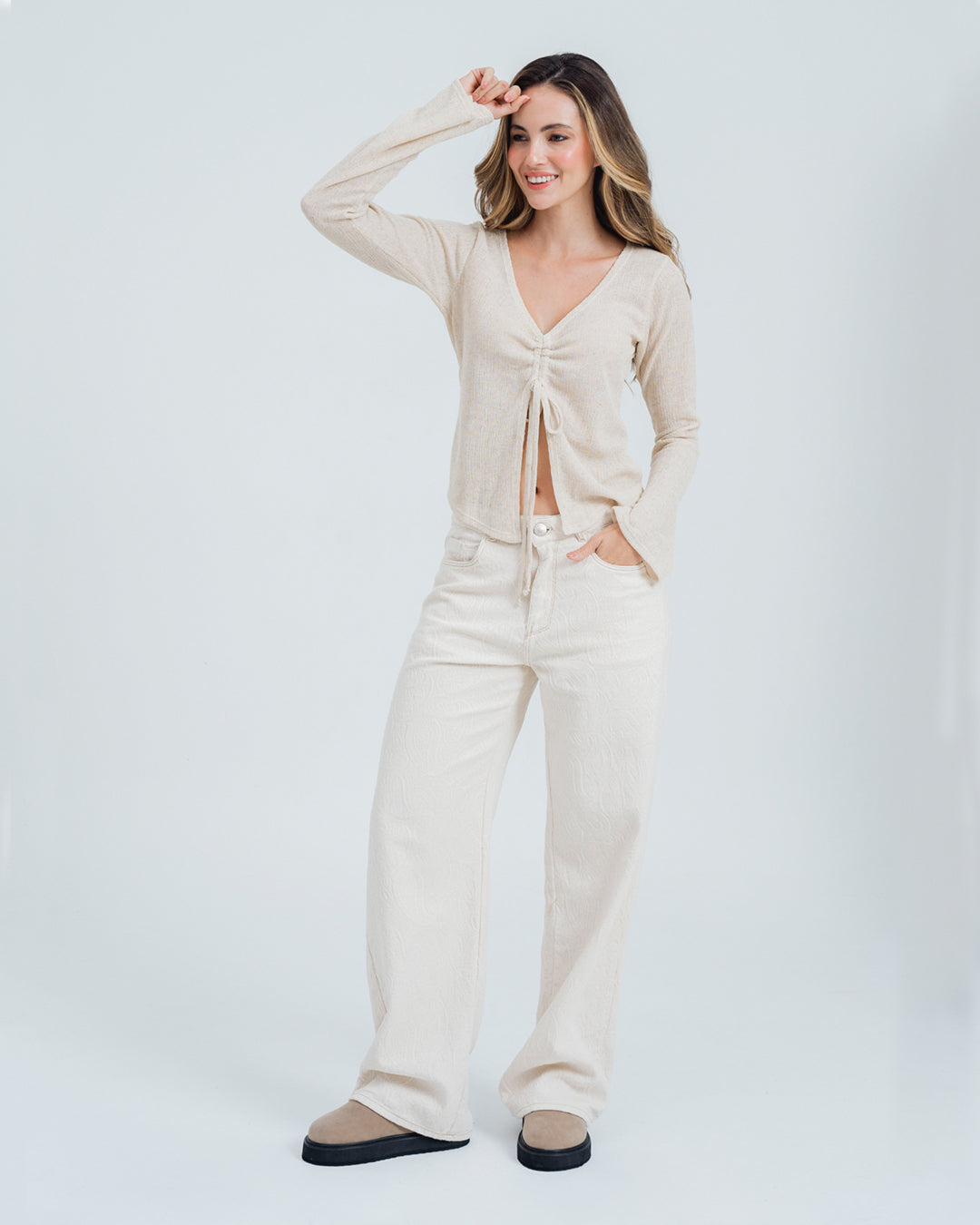 BLUSA SEMI AMPLIA MANGA LARGA AMARI