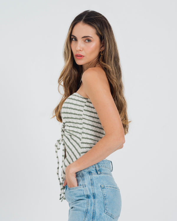 BLUSA AJUSTADA STRAPLESS ZIRO