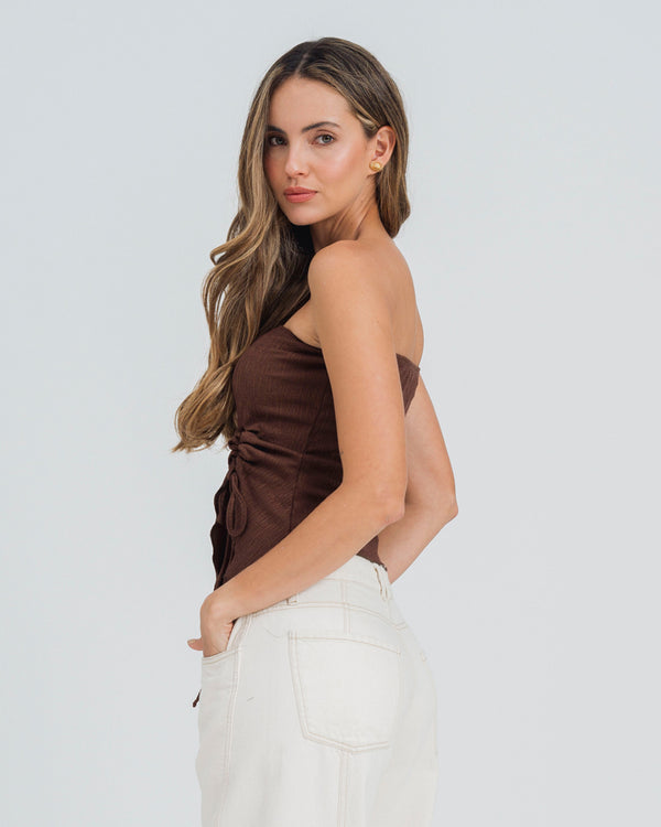BLUSA AJUSTADA STRAPLESS ZURU