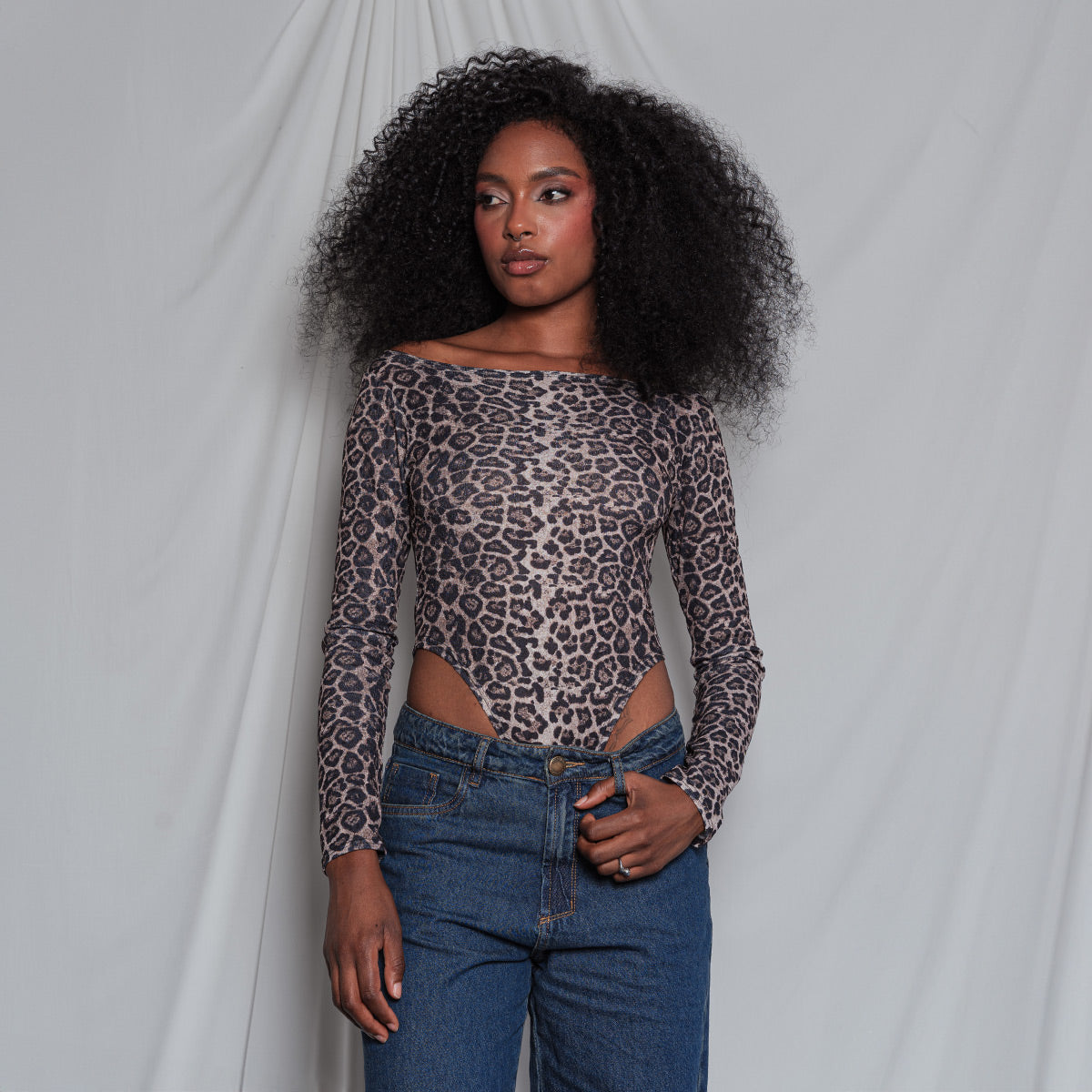 BODY TIRO ALTO MANGA LARGA LEOS