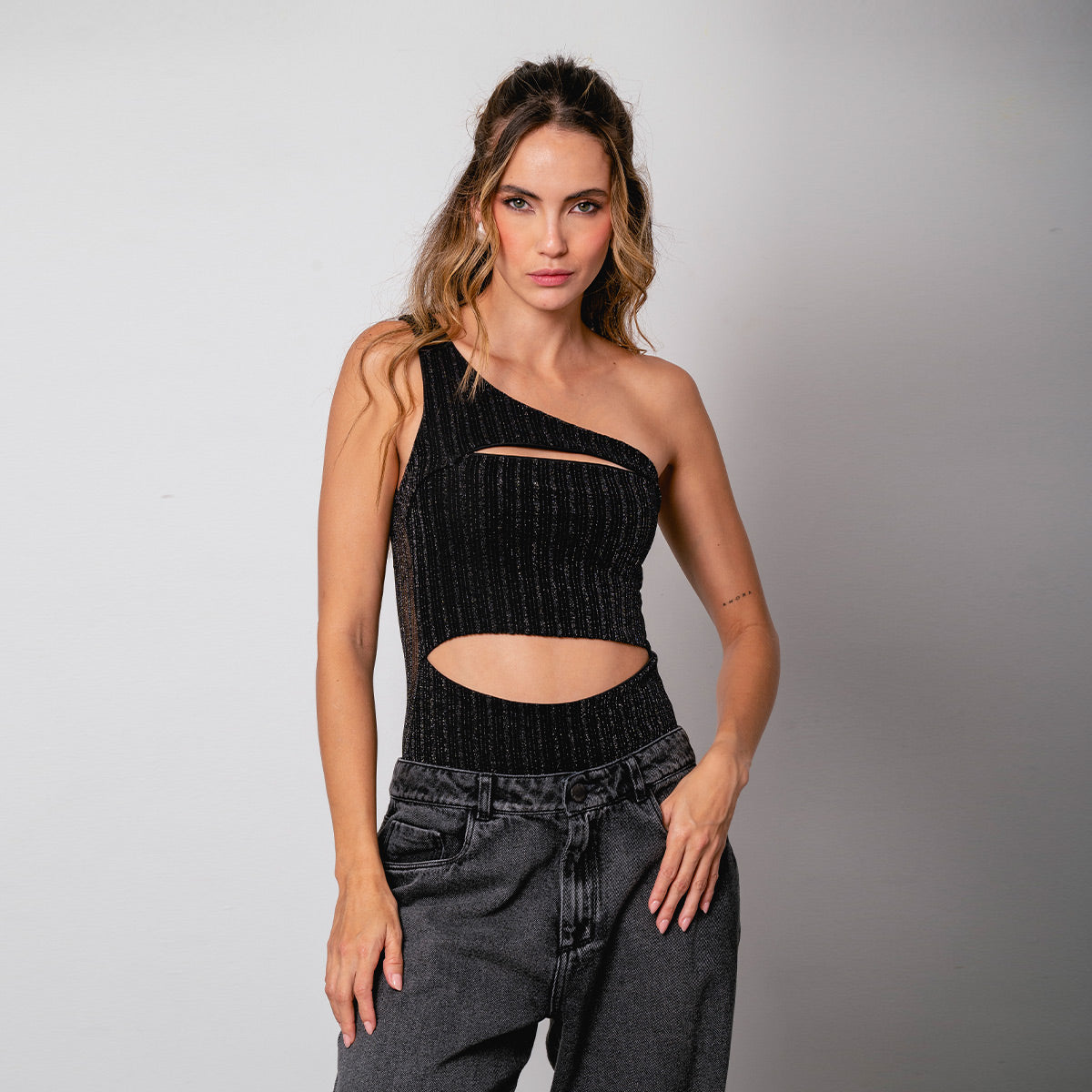 BODY TIRO BAJO MANGA SISA NOMANDA