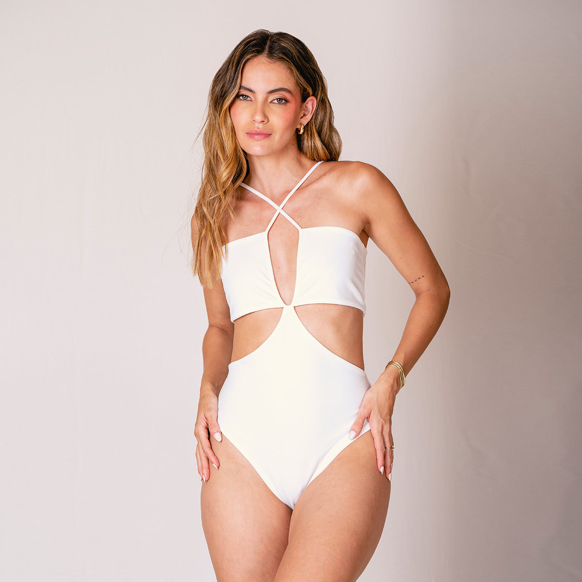 BODY TIRO BAJO TIRAS COCHA