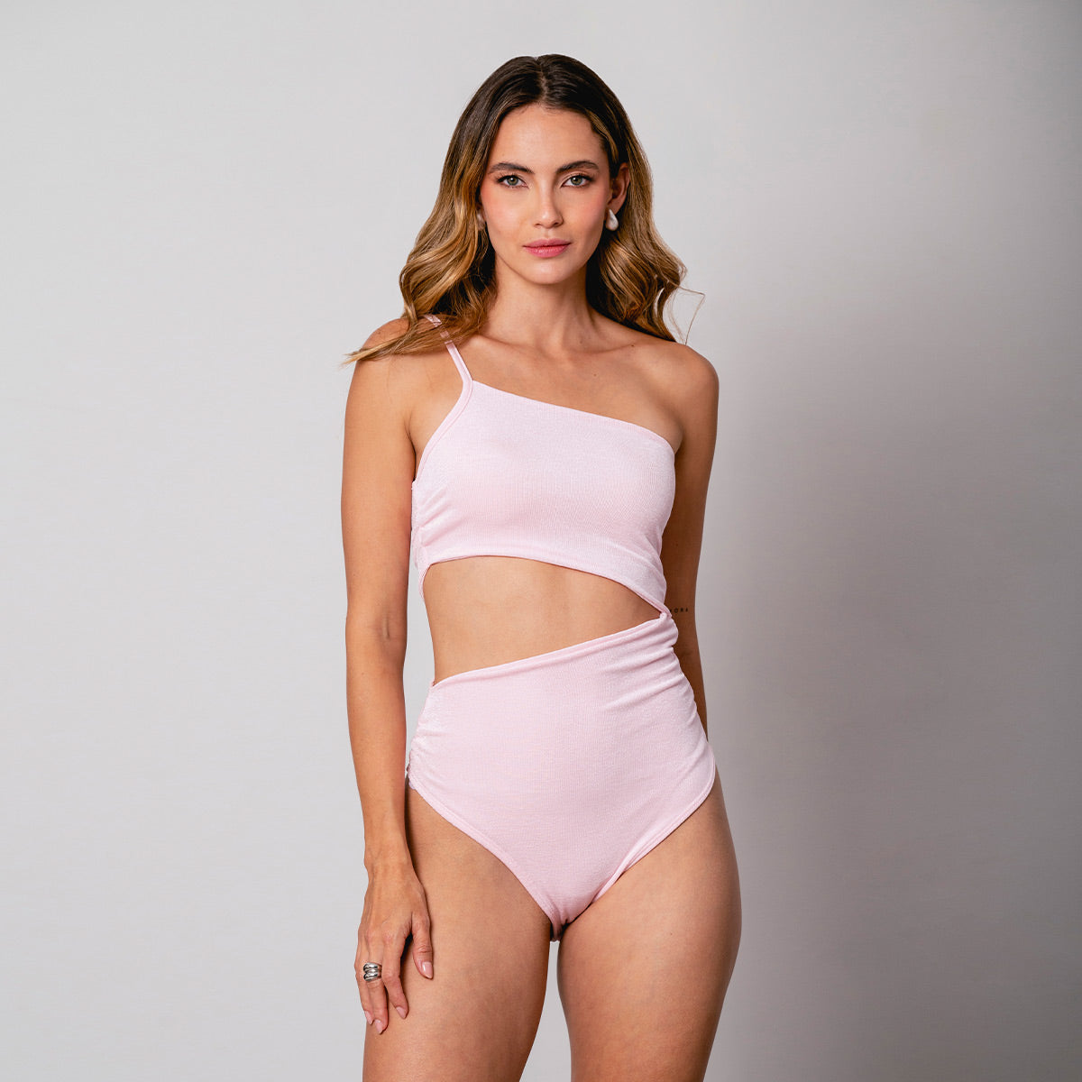 BODY TIRO BAJO TIRAS AMARATTO