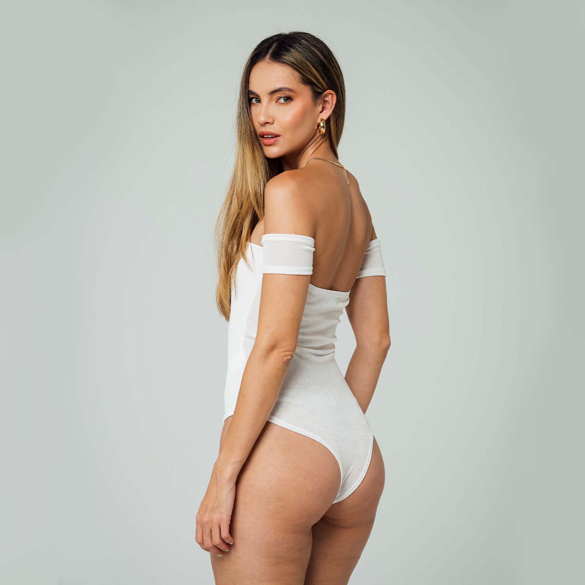 BODY TIRO BAJO SHOULDERLESS GOLD