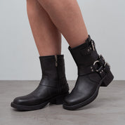 BOTAS CON TACON FOURI