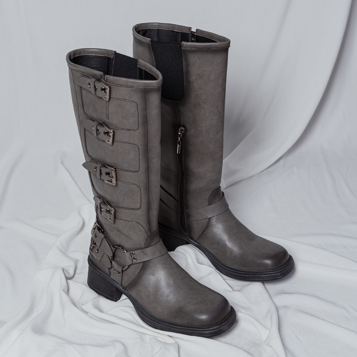 BOTAS PLANAS BIKERES