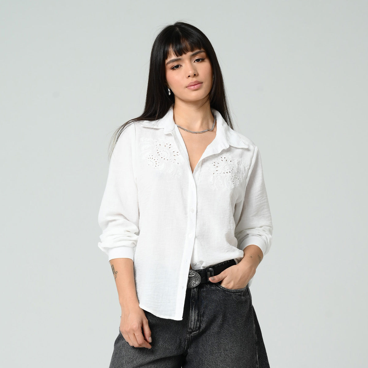 CAMISA REGULAR FIT MANGA LARGA FLOWERS