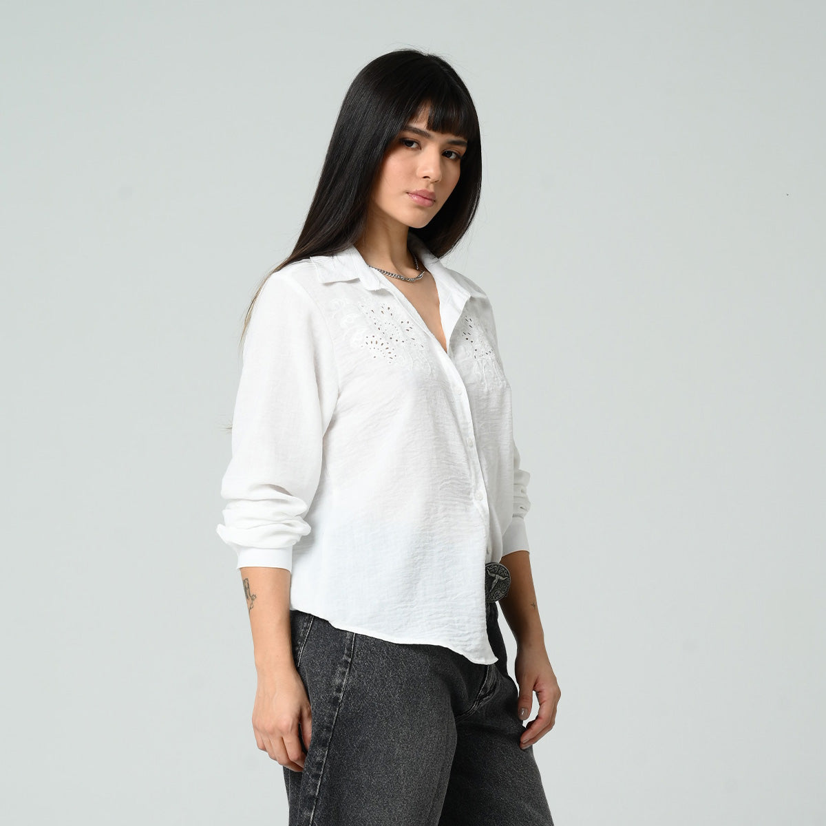 CAMISA REGULAR FIT MANGA LARGA FLOWERS