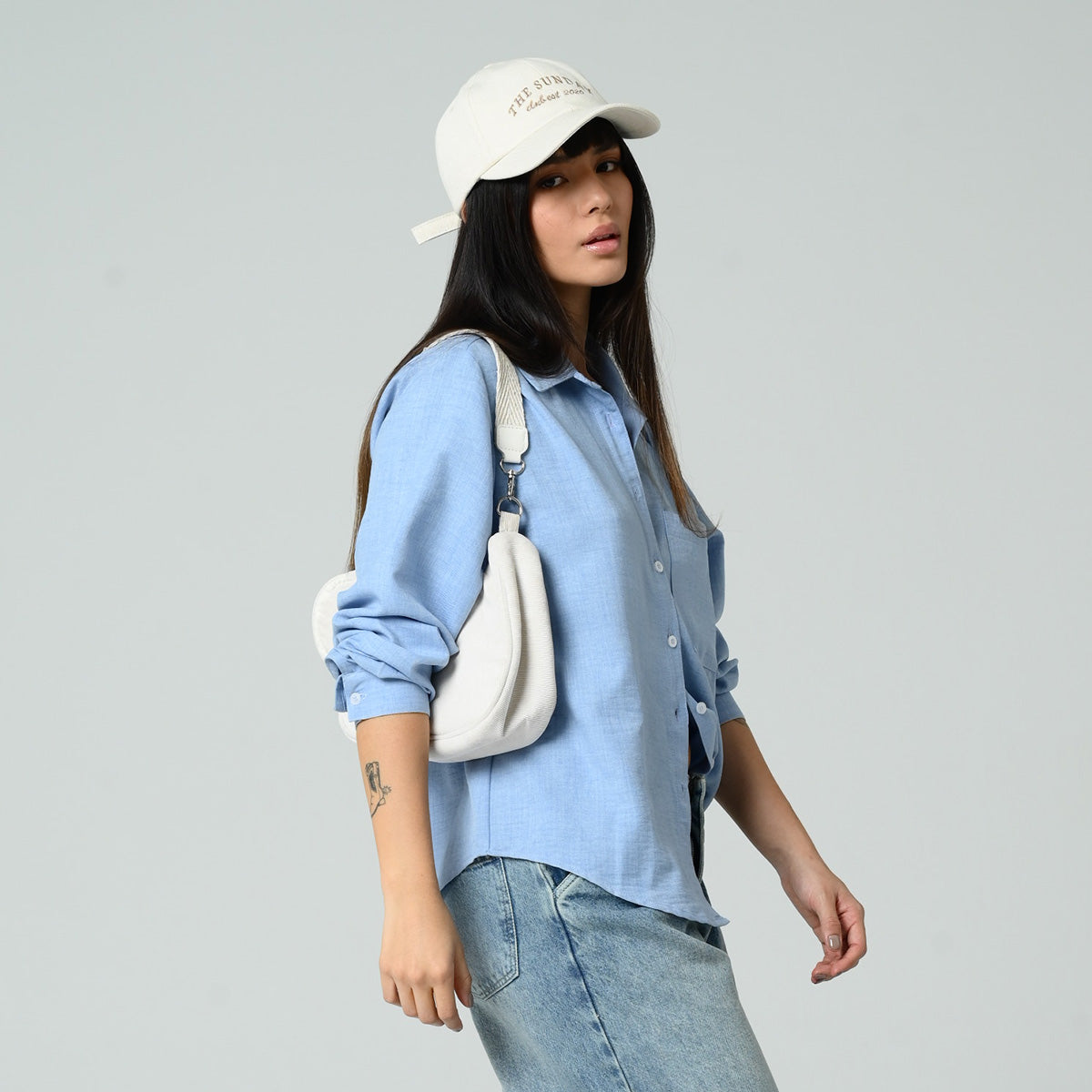 CAMISA AMPLIA LARGA MANGA LARGA CARENA