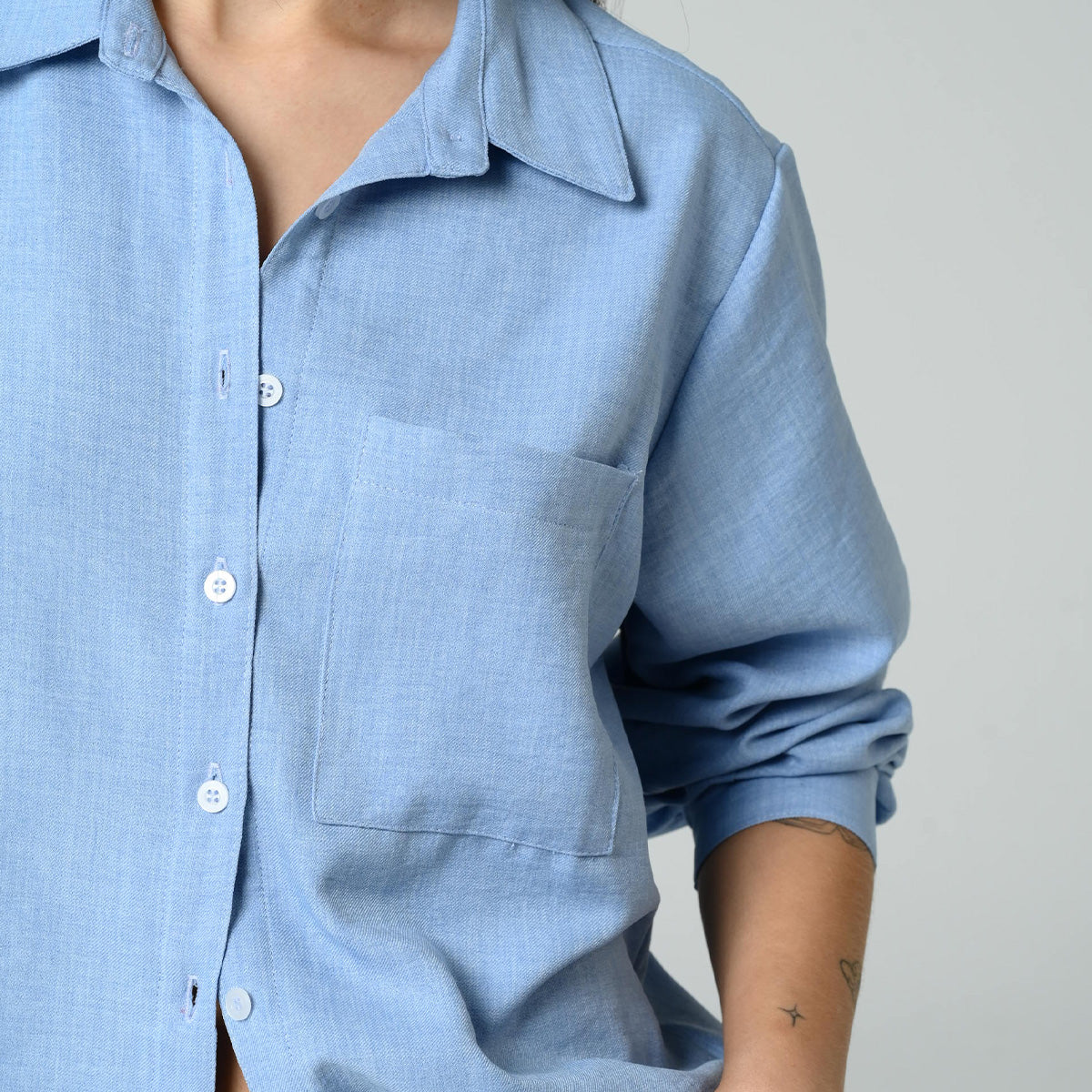 CAMISA AMPLIA LARGA MANGA LARGA CARENA