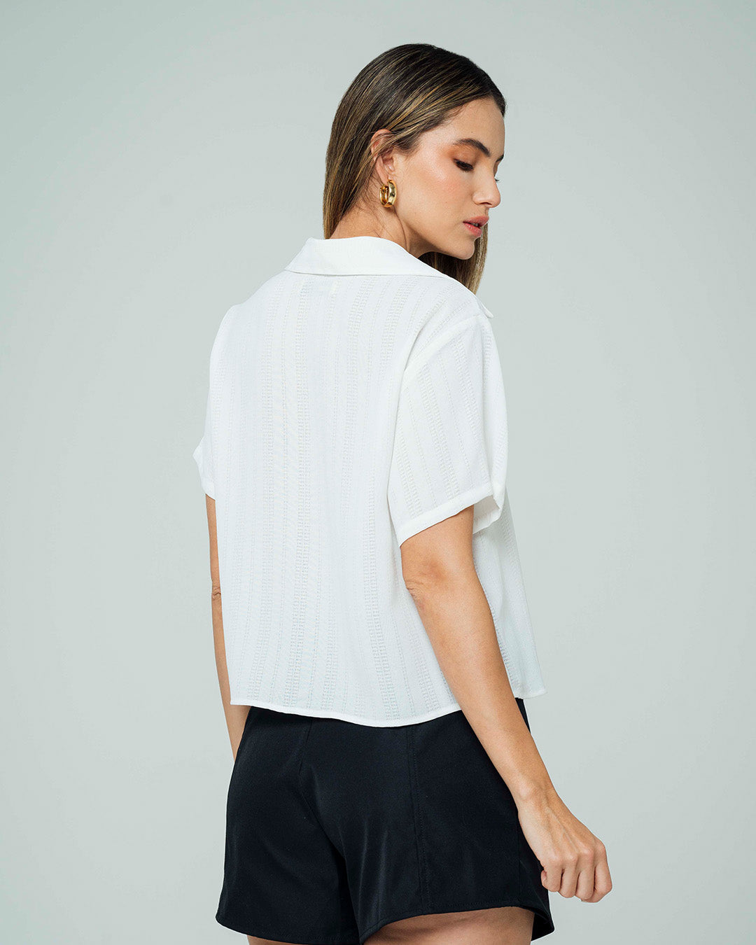 CAMISA SEMI AJUSTADA MANGA CORTA SERTO