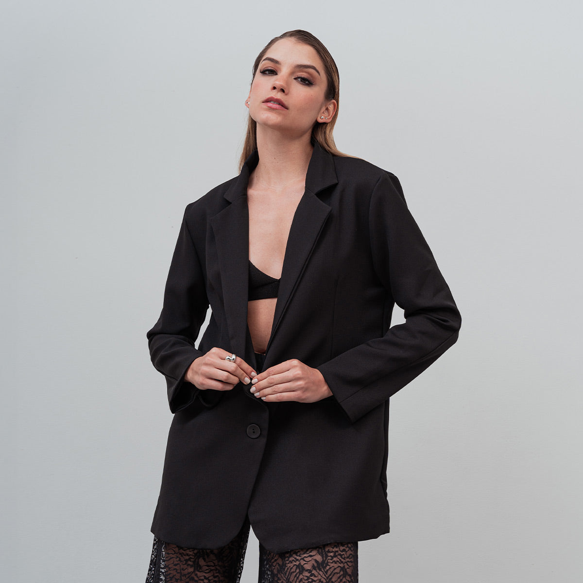 CHAQUETA BLAZER LARGA LLENITA