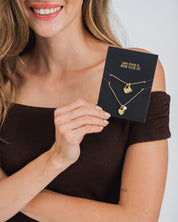 SET X 2 COLLARES MOM