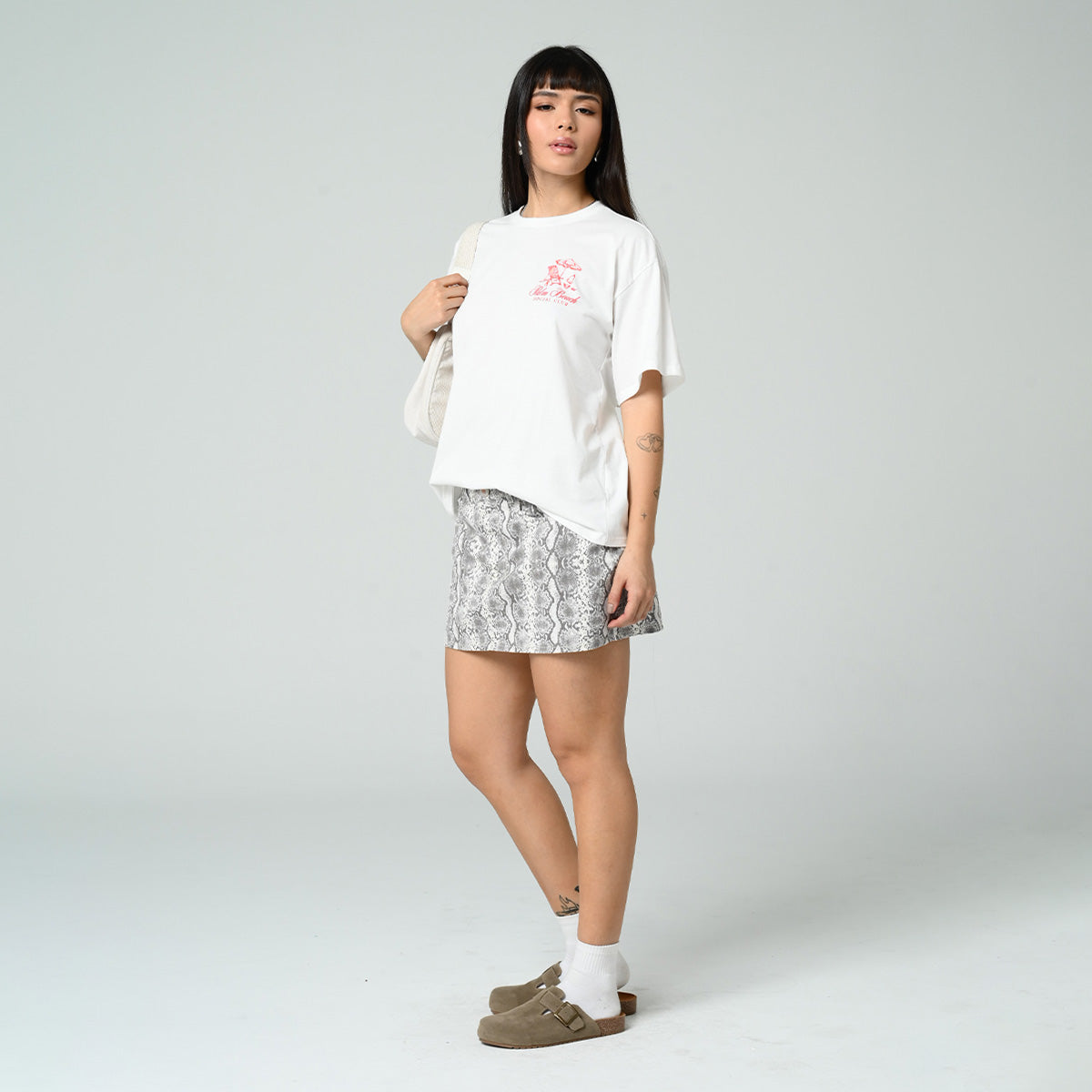 CAMISETA AMPLIA LARGA MANGA CORTA MONI