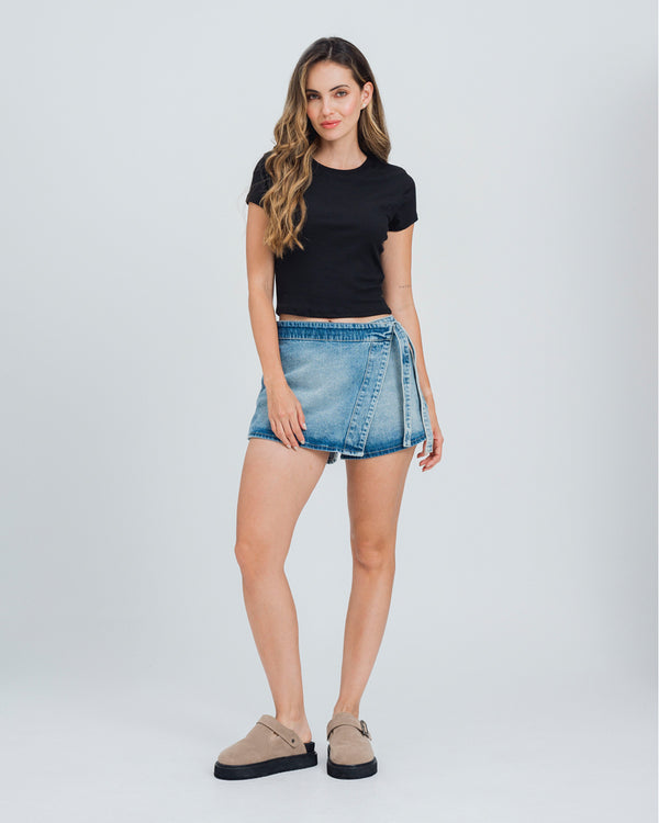 CAMISETA AJUSTADA LARGA MANGA CORTA BRAT