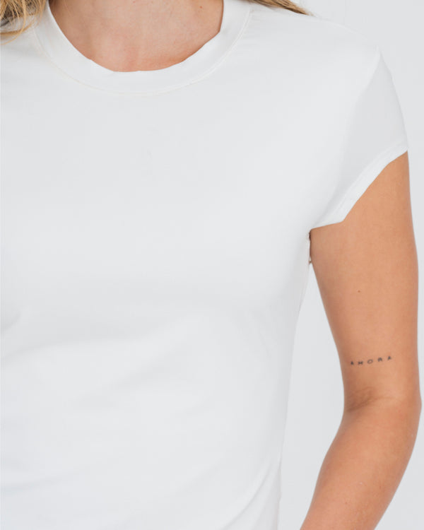 CAMISETA AJUSTADA MANGA CORTA IRTY