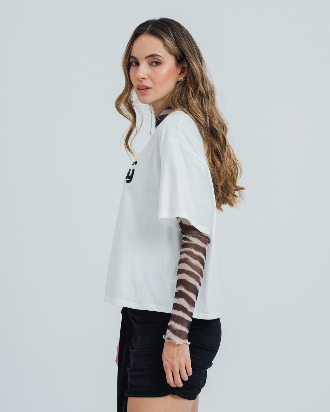 CAMISETA BOXY MANGA CORTA CAZO